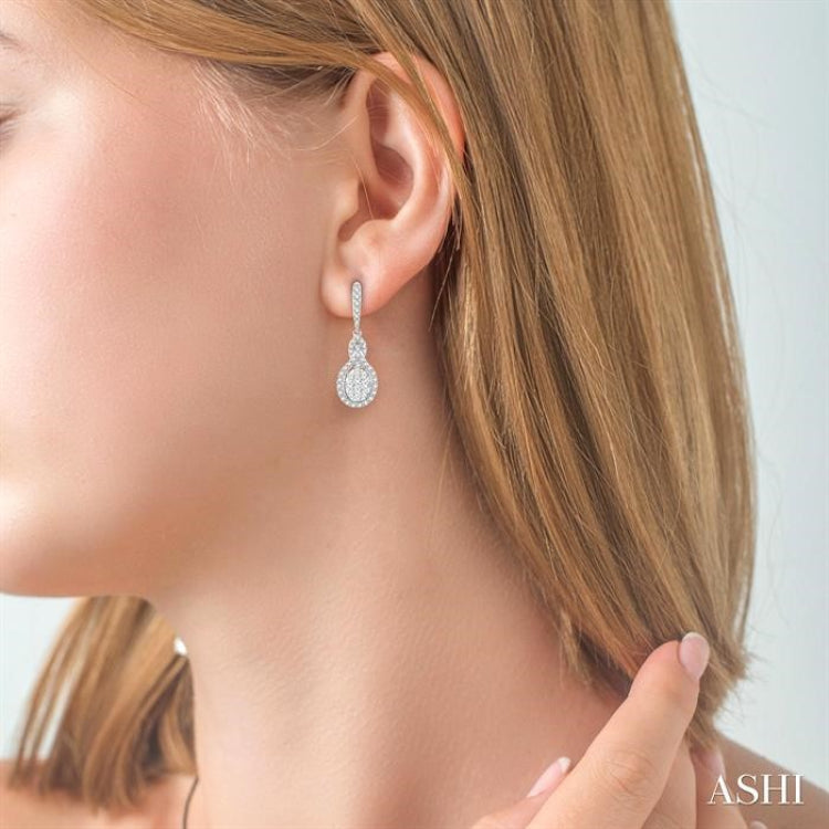 1 1/4 Ctw Oval Shape Dangling Lovebright Round Cut Diamond Earring in 14K White Gold 1 1/4 Ctw Oval Shape Dangling Lovebright Round Cut Diamond Earring in 14K White Gold