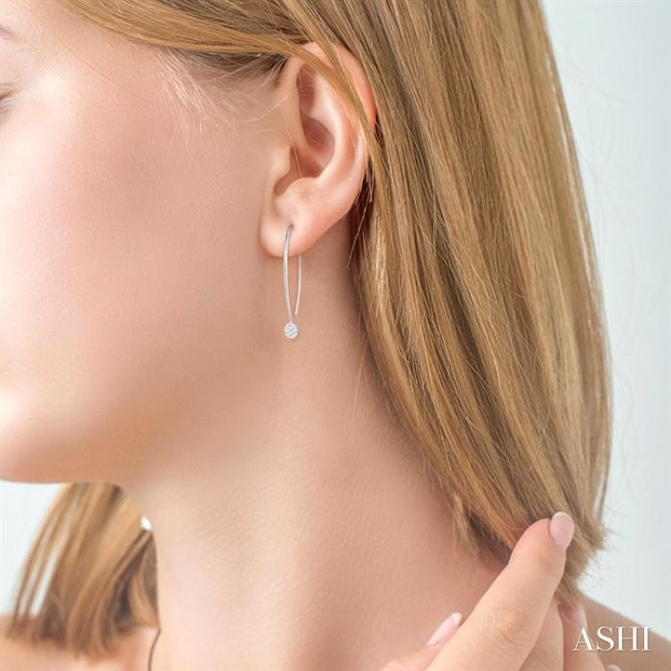1/2 Ctw Oval Shape Dangler Lovebright Round Cut Diamond Earring in 14K White Gold 1/2 Ctw Oval Shape Dangler Lovebright Round Cut Diamond Earring in 14K White Gold