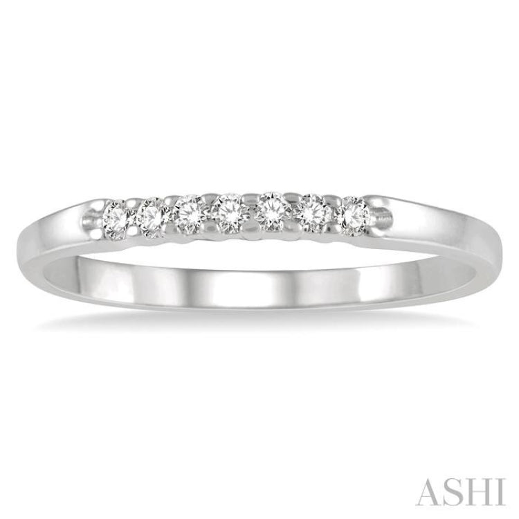 1/10 Ctw 7 Stone Round Cut Diamond Wedding Band in 14K White Gold 1/10 Ctw 7 Stone Round Cut Diamond Wedding Band in 14K White Gold