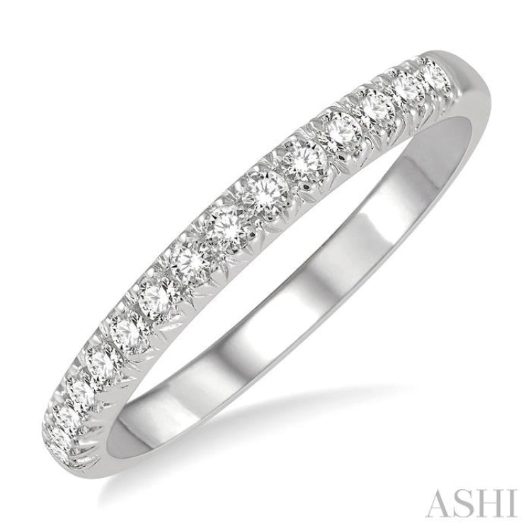 1/4 Ctw 15Stones Round Cut Diamond Wedding Band in 14K White Gold 1/4 Ctw 15Stones Round Cut Diamond Wedding Band in 14K White Gold