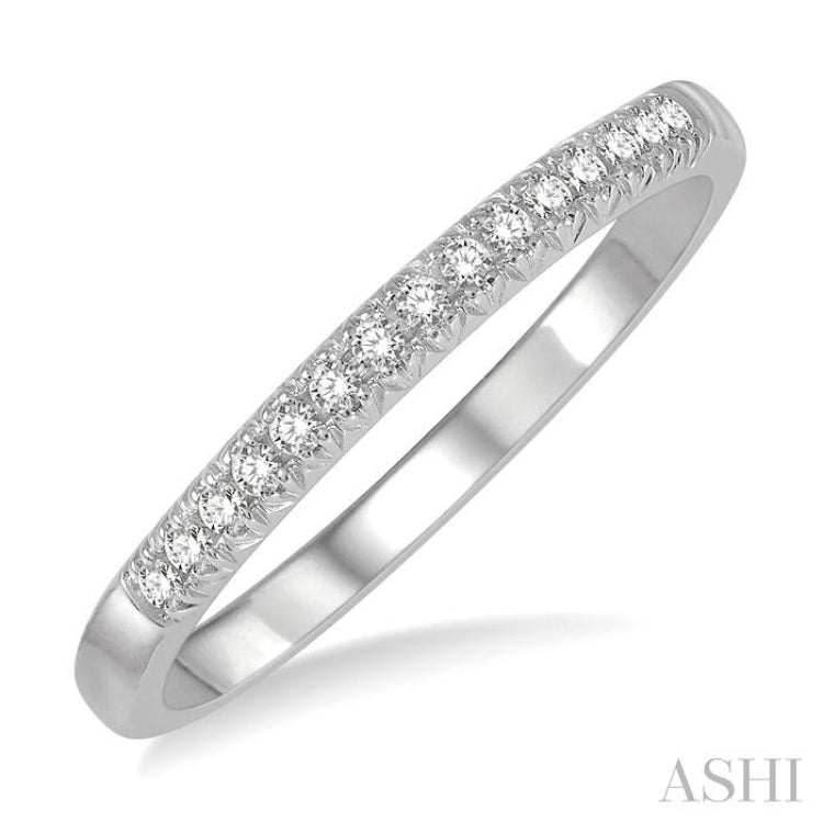 1/10 Ctw 15Stones Round Cut Diamond Wedding Band in 14K White Gold 1/10 Ctw 15Stones Round Cut Diamond Wedding Band in 14K White Gold