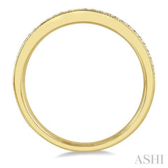 1/10 Ctw Round Cut Diamond Wedding Band in 14K Yellow Gold 1/10 Ctw Round Cut Diamond Wedding Band in 14K Yellow Gold