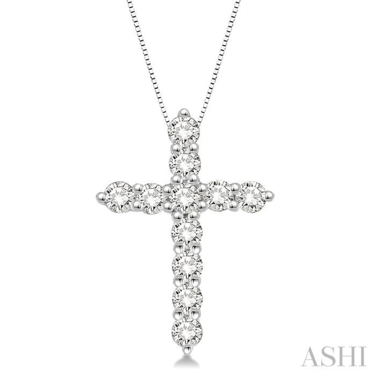 3/4 Ctw Round Cut Diamond Cross Pendant in 14K White Gold with Chain 3/4 Ctw Round Cut Diamond Cross Pendant in 14K White Gold with Chain