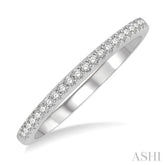 1/6 Ctw Round Cut Diamond Wedding Band in 14K White Gold