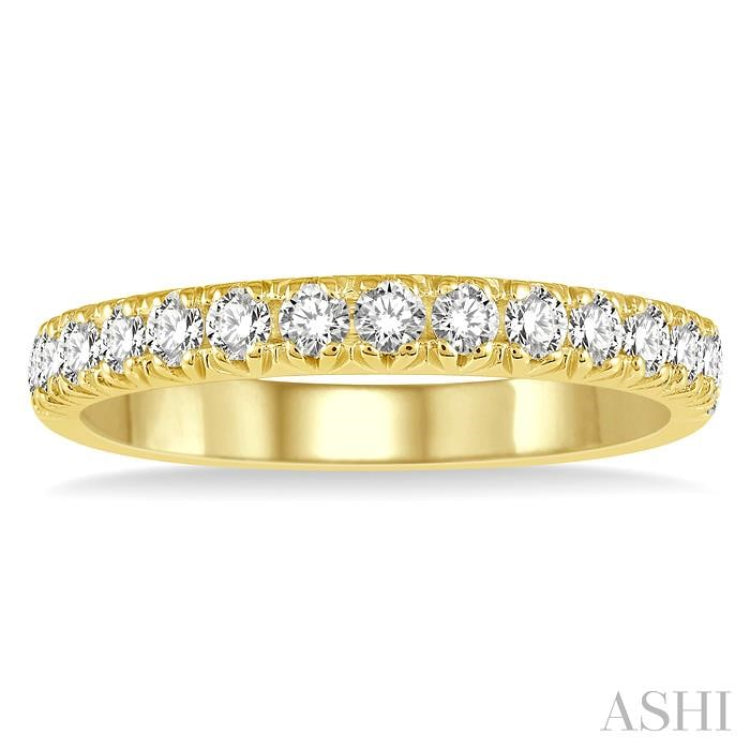 1/2 Ctw 15Stones Round Cut Diamond Wedding Band in 14K Yellow Gold 1/2 Ctw 15Stones Round Cut Diamond Wedding Band in 14K Yellow Gold