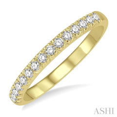 1/4 Ctw 15Stones Round Cut Diamond Wedding Band in 14K Yellow Gold 1/4 Ctw 15Stones Round Cut Diamond Wedding Band in 14K Yellow Gold