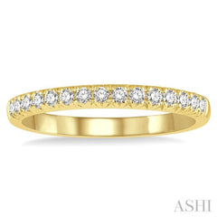 1/4 Ctw 15Stones Round Cut Diamond Wedding Band in 14K Yellow Gold 1/4 Ctw 15Stones Round Cut Diamond Wedding Band in 14K Yellow Gold