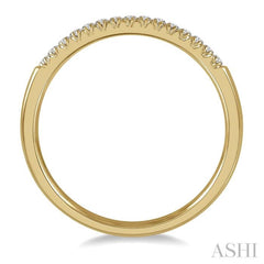 1/10 Ctw 15Stones Round Cut Diamond Wedding Band in 14K Yellow Gold 1/10 Ctw 15Stones Round Cut Diamond Wedding Band in 14K Yellow Gold