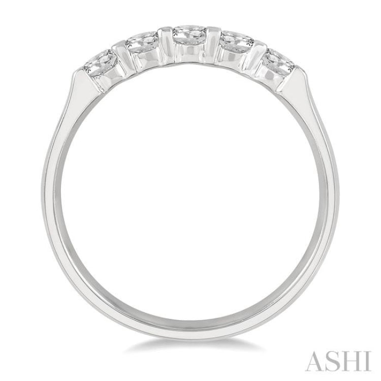 1/2 ctw 5 Stone Round Cut Diamond Wedding Band in 14K White Gold 1/2 ctw 5 Stone Round Cut Diamond Wedding Band in 14K White Gold