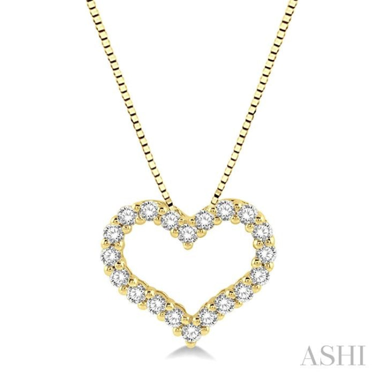 1/2 Ctw Heart Shape Round Cut Diamond Pendant With Chain in 14K Yellow Gold 1/2 Ctw Heart Shape Round Cut Diamond Pendant With Chain in 14K Yellow Gold