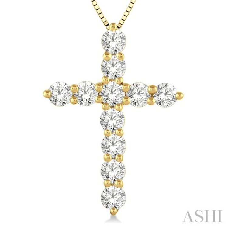 1 Ctw Round Cut Diamond Cross Pendant in 14K Yellow Gold with Chain 1 Ctw Round Cut Diamond Cross Pendant in 14K Yellow Gold with Chain
