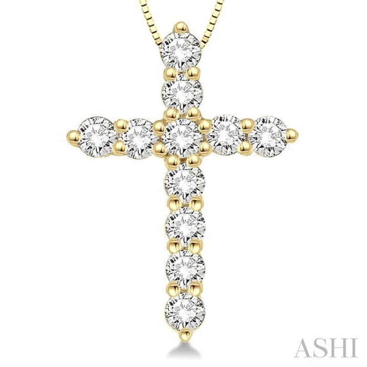 1/2 Ctw Round Cut Diamond Cross Pendant in 14K Yellow Gold with Chain 1/2 Ctw Round Cut Diamond Cross Pendant in 14K Yellow Gold with Chain