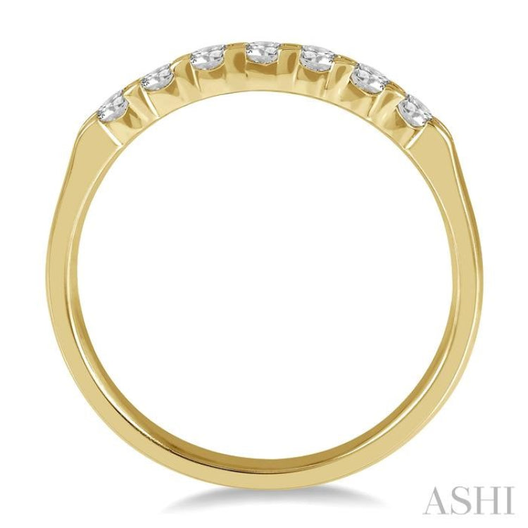 1/3 Ctw 7 Stone Round Cut Diamond Wedding Band in 14K Yellow Gold 1/3 Ctw 7 Stone Round Cut Diamond Wedding Band in 14K Yellow Gold