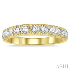3/4 ctw 11 Stone Round Cut Diamond Wedding Band in 14K Yellow Gold 3/4 ctw 11 Stone Round Cut Diamond Wedding Band in 14K Yellow Gold