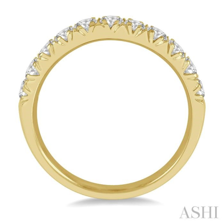 3/4 ctw 11 Stone Round Cut Diamond Wedding Band in 14K Yellow Gold 3/4 ctw 11 Stone Round Cut Diamond Wedding Band in 14K Yellow Gold