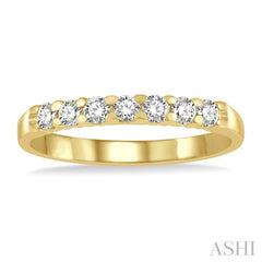 1/4 Ctw 7 Stone Round Cut Diamond Wedding Band in 14K Yellow Gold 1/4 Ctw 7 Stone Round Cut Diamond Wedding Band in 14K Yellow Gold
