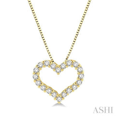 1/4 Ctw Heart Shape Round Cut Diamond Pendant With Chain in 14K Yellow Gold 1/4 Ctw Heart Shape Round Cut Diamond Pendant With Chain in 14K Yellow Gold