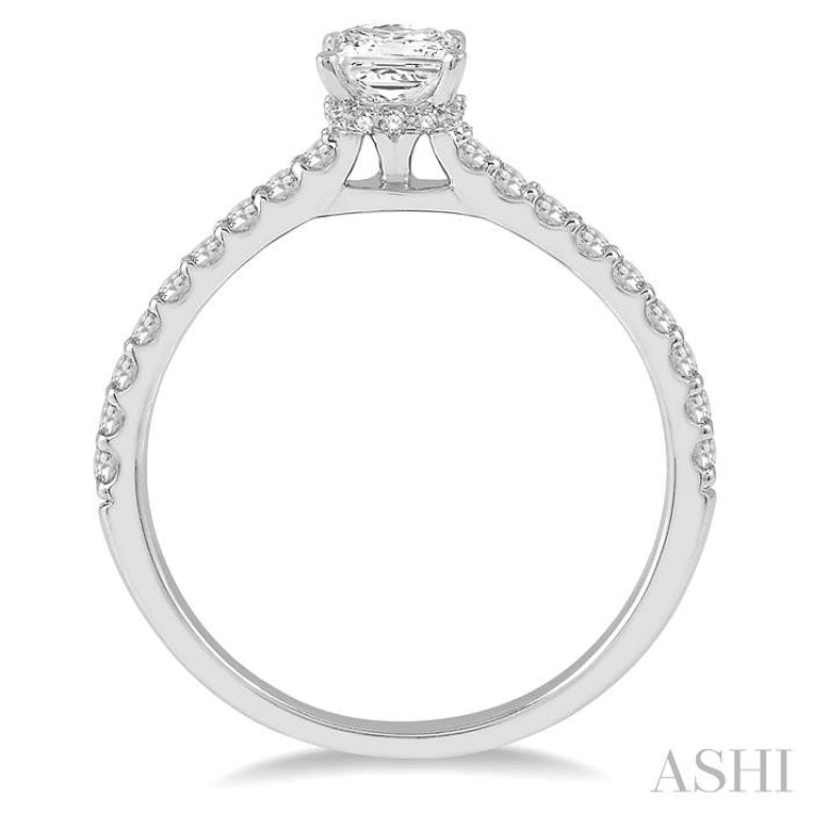 1/2 ctw Round Cut Diamond Engagement Ring With 1/4 ct Princess Cut Center Stone in 14K White Gold 1/2 ctw Round Cut Diamond Engagement Ring With 1/4 ct Princess Cut Center Stone in 14K White Gold