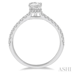 1/2 ctw Round Cut Diamond Engagement Ring With 1/4 ct Princess Cut Center Stone in 14K White Gold 1/2 ctw Round Cut Diamond Engagement Ring With 1/4 ct Princess Cut Center Stone in 14K White Gold
