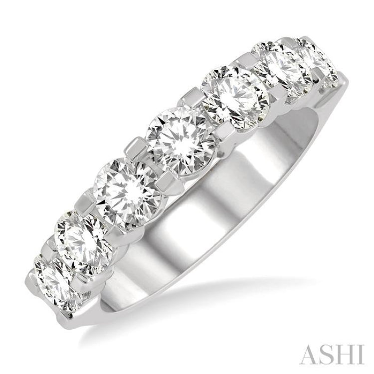 1 1/2 ctw 7 Stone Round Cut Diamond Wedding Band in 14K White Gold 1 1/2 ctw 7 Stone Round Cut Diamond Wedding Band in 14K White Gold