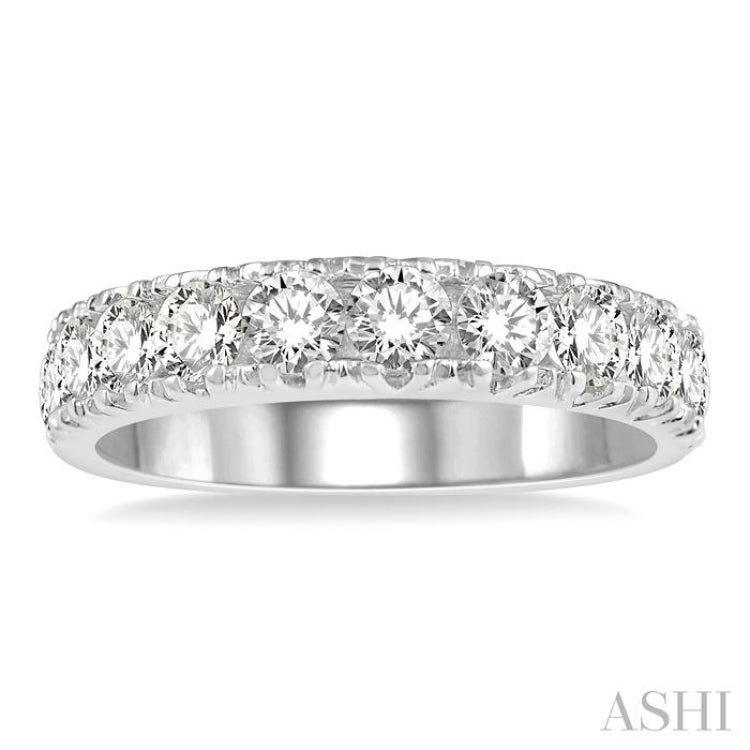 1 1/2 Ctw 11 Stone Round Cut Diamond Wedding Band in 14K White Gold 1 1/2 Ctw 11 Stone Round Cut Diamond Wedding Band in 14K White Gold
