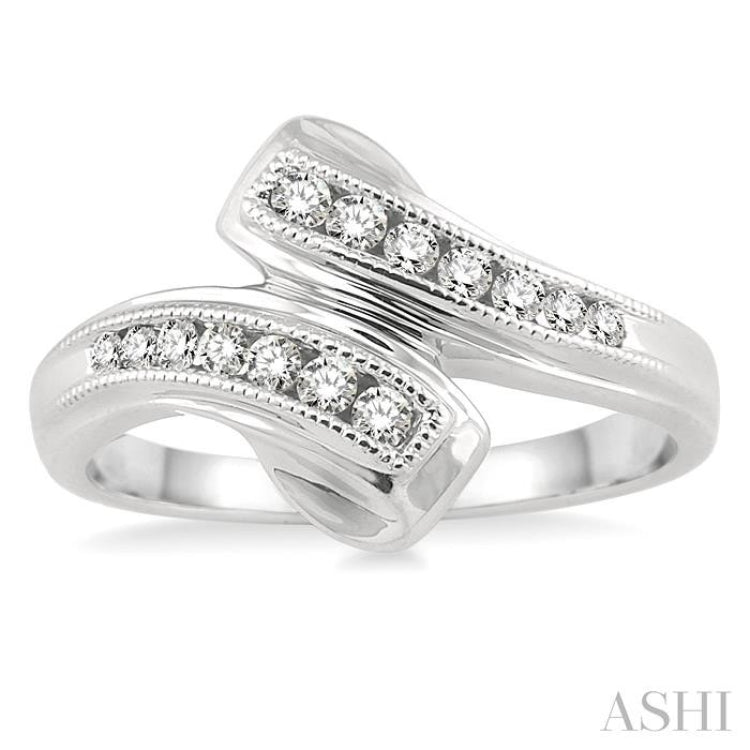 1/4 ctw Round Cut Diamond By-pass Ring in 10K White Gold 1/4 ctw Round Cut Diamond By-pass Ring in 10K White Gold