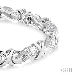 1/6 ctw Single Cut Diamond 'X' Link Bracelet in Sterling Silver 1/6 ctw Single Cut Diamond 'X' Link Bracelet in Sterling Silver