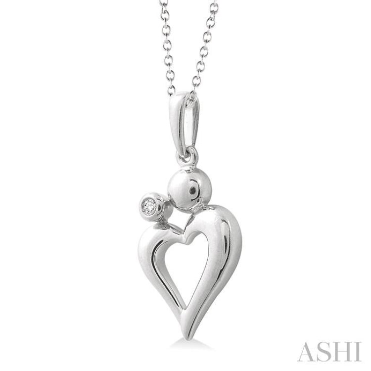 1/50 Ctw Round Cut Diamond Heart Pendant in Sterling Silver with Chain 1/50 Ctw Round Cut Diamond Heart Pendant in Sterling Silver with Chain