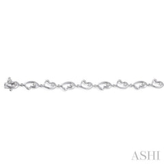 1/20 Ctw Heart Shape Single Cut Diamond Bracelet in Sterling Silver 1/20 Ctw Heart Shape Single Cut Diamond Bracelet in Sterling Silver