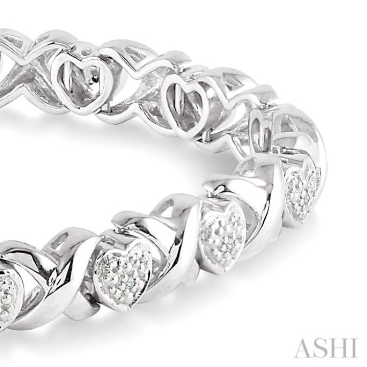 1/10 Ctw 'X' and Heart Shape Single Cut Diamond Bracelet in Sterling Silver 1/10 Ctw 'X' and Heart Shape Single Cut Diamond Bracelet in Sterling Silver