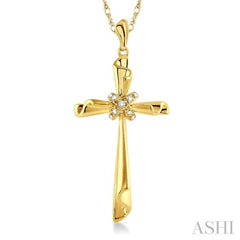 1/20 Ctw Round Cut Diamond Pendant in 14K Yellow Gold with Chain 1/20 Ctw Round Cut Diamond Pendant in 14K Yellow Gold with Chain