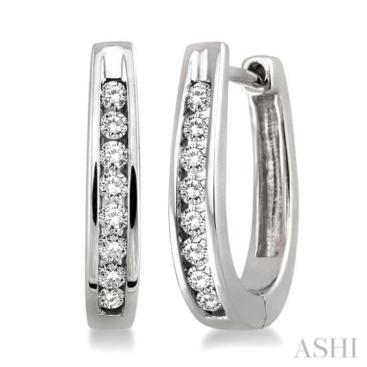 1/4 Ctw Round Cut Diamond Loop Earrings in Sterling Silver 1/4 Ctw Round Cut Diamond Loop Earrings in Sterling Silver