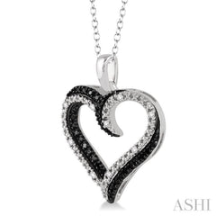 1/4 Ctw White and Black Diamond Heart Pendant in Sterling Silver with Chain 1/4 Ctw White and Black Diamond Heart Pendant in Sterling Silver with Chain