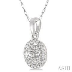 1/5 Ctw Round Cut Diamond Fashion Pendant in 14K White Gold with Chain 1/5 Ctw Round Cut Diamond Fashion Pendant in 14K White Gold with Chain