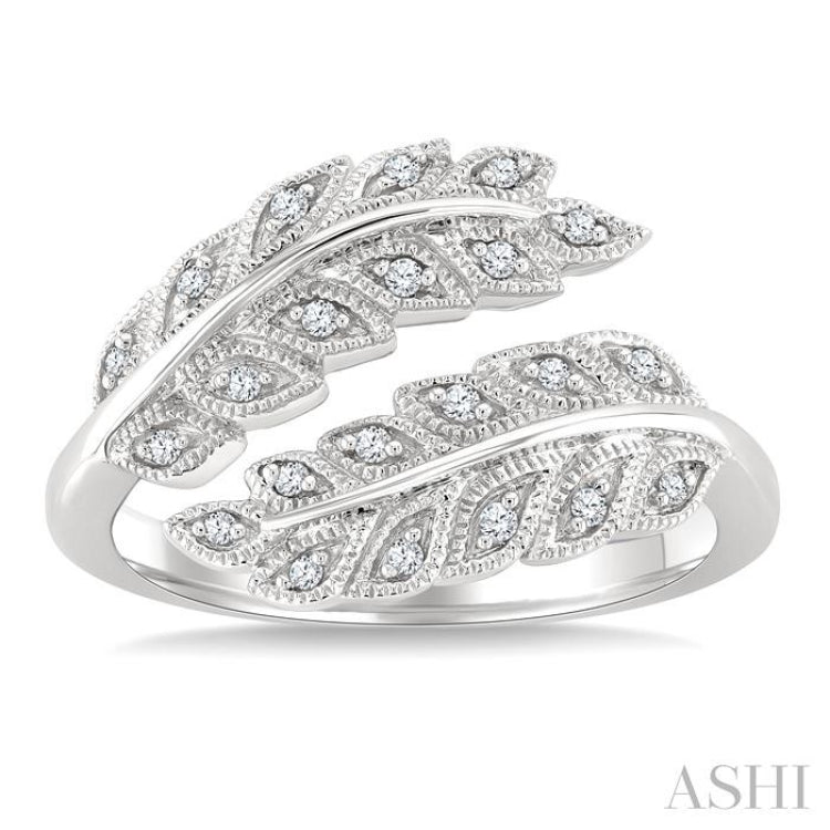 1/10 Ctw Round Cut Diamond Leaf Ring in Sterling Silver 1/10 Ctw Round Cut Diamond Leaf Ring in Sterling Silver