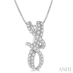 1/2 Ctw Round Cut Diamond Pendant in 14K White Gold with Chain 1/2 Ctw Round Cut Diamond Pendant in 14K White Gold with Chain