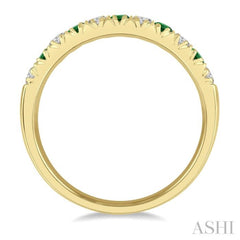 2.3 MM Emerald and 1/4 Ctw Round Cut Diamond Precious Wedding Band in 14K Yellow Gold 2.3 MM Emerald and 1/4 Ctw Round Cut Diamond Precious Wedding Band in 14K Yellow Gold