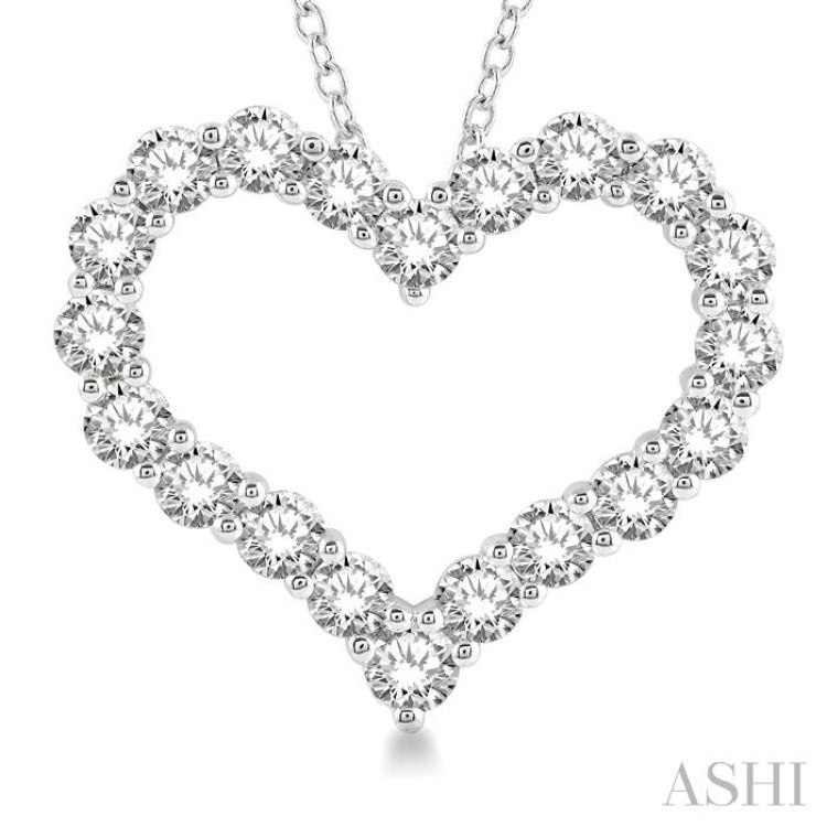3 Ctw Heart Shape Round Cut Diamond Pendant With Chain in 14K White Gold 3 Ctw Heart Shape Round Cut Diamond Pendant With Chain in 14K White Gold