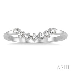 1/6 ctw Vintage Circular Mount Curved Center Round Cut Diamond Wedding Band in 14K White Gold 1/6 ctw Vintage Circular Mount Curved Center Round Cut Diamond Wedding Band in 14K White Gold