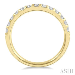 1/2 ctw Arched Center Round Cut Diamond Wedding Band in 14K Yellow Gold 1/2 ctw Arched Center Round Cut Diamond Wedding Band in 14K Yellow Gold