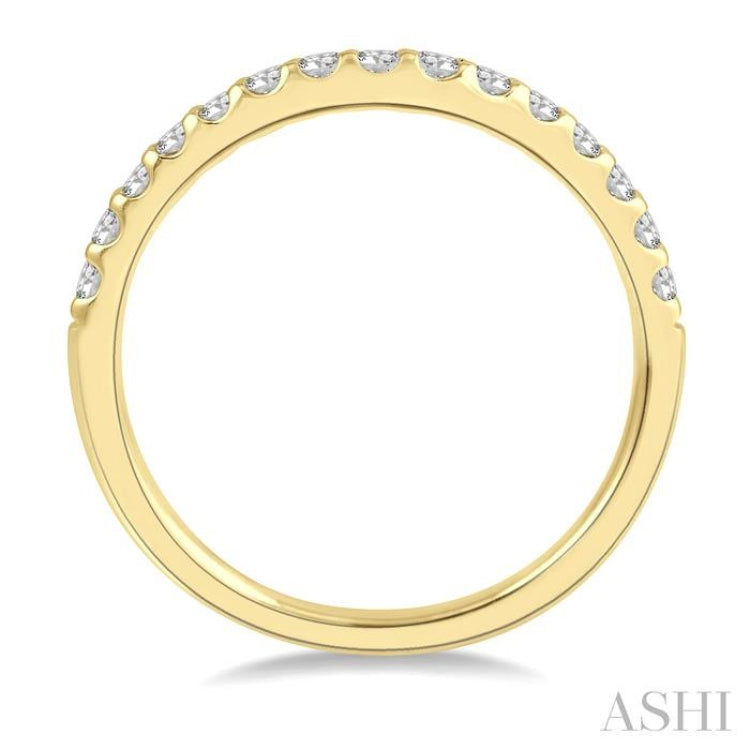 1/3 ctw Arched Center Round Cut Diamond Wedding Band in 14K Yellow Gold 1/3 ctw Arched Center Round Cut Diamond Wedding Band in 14K Yellow Gold