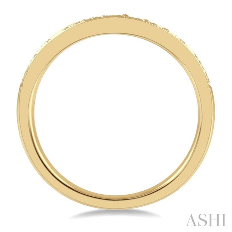 1/3 ctw Arched Round Cut Diamond Wedding Band in 14K Yellow Gold 1/3 ctw Arched Round Cut Diamond Wedding Band in 14K Yellow Gold