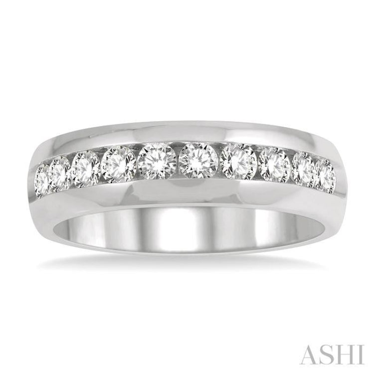 1 Ctw Niched Center Round Cut Diamond Men's Wedding Band in 14K White Gold 1 Ctw Niched Center Round Cut Diamond Men's Wedding Band in 14K White Gold