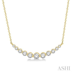 3/4 Ctw Diamond Smile Necklace in 14K Yellow Gold 3/4 Ctw Diamond Smile Necklace in 14K Yellow Gold