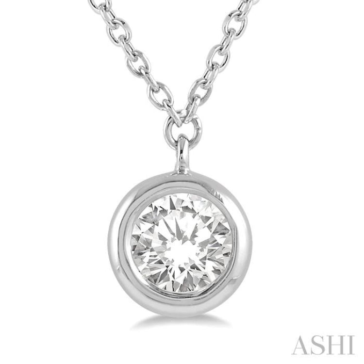 1/3 Ctw Round Cut Diamond Pendant With Chain in 14K White Gold 1/3 Ctw Round Cut Diamond Pendant With Chain in 14K White Gold