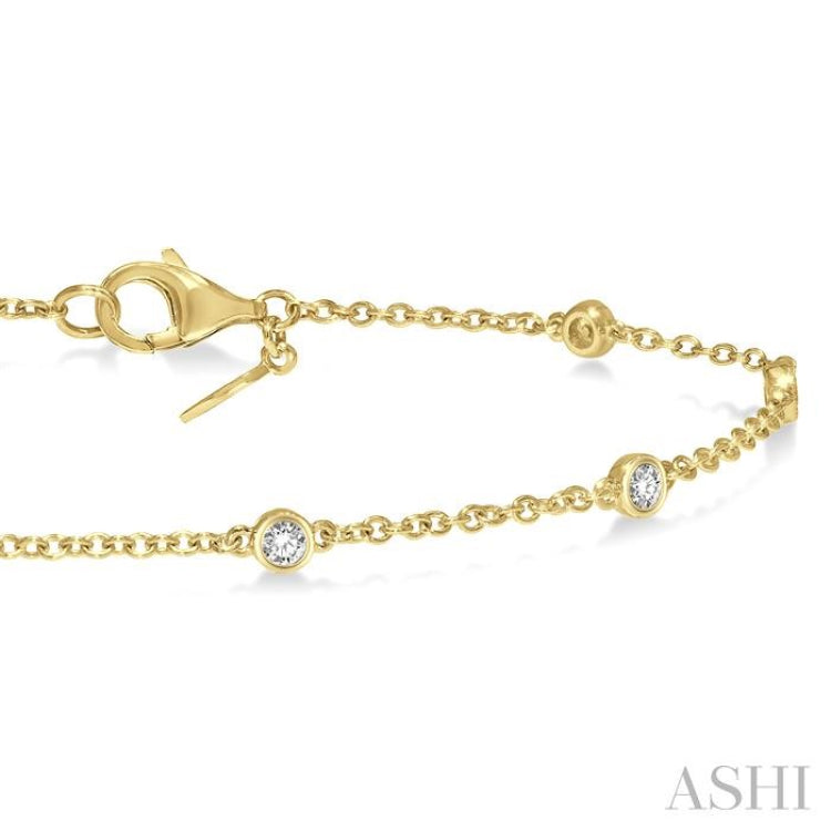 1/4 Ctw Circular Mount Round Cut Diamond Station Bracelet in 14K Yellow Gold 1/4 Ctw Circular Mount Round Cut Diamond Station Bracelet in 14K Yellow Gold
