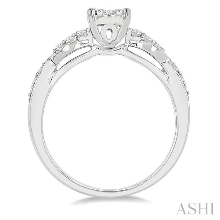 1/2 Ctw Oval Shape Center Criss-Cross Carved Shank Lovebright Round Cut Diamond Engagement Ring in 14K White Gold 1/2 Ctw Oval Shape Center Criss-Cross Carved Shank Lovebright Round Cut Diamond Engagement Ring in 14K White Gold