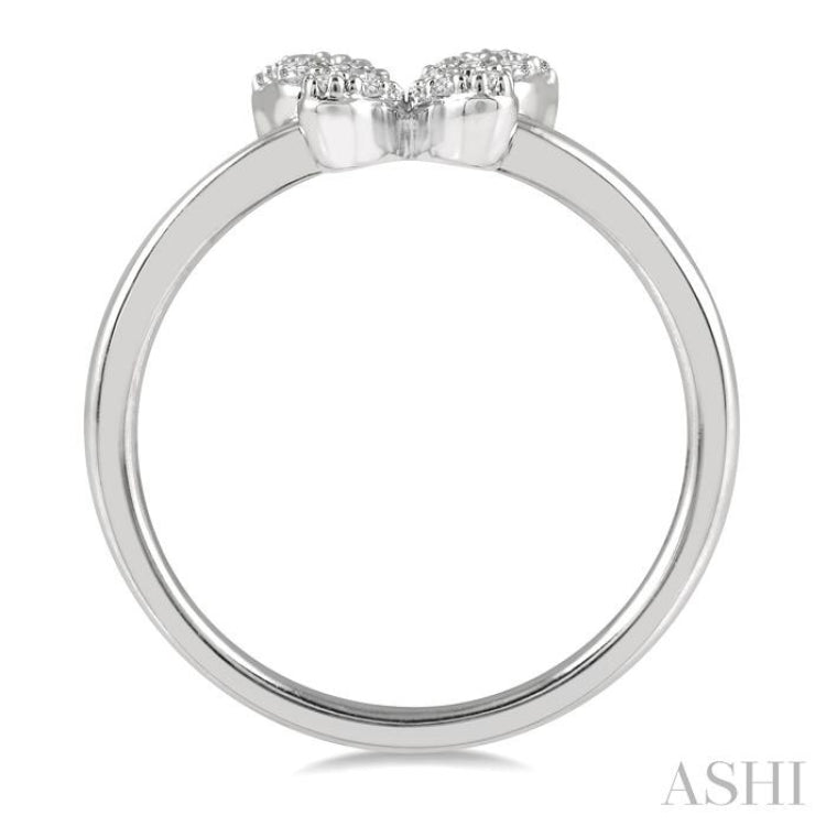1/6 Ctw Butterfly Motif Round Cut Diamond Petite Fashion Ring in 10K White Gold 1/6 Ctw Butterfly Motif Round Cut Diamond Petite Fashion Ring in 10K White Gold