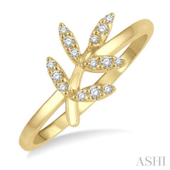 1/10 Ctw Leaf Motif Round Cut Diamond Petite Fashion Ring in 10K Yellow Gold 1/10 Ctw Leaf Motif Round Cut Diamond Petite Fashion Ring in 10K Yellow Gold