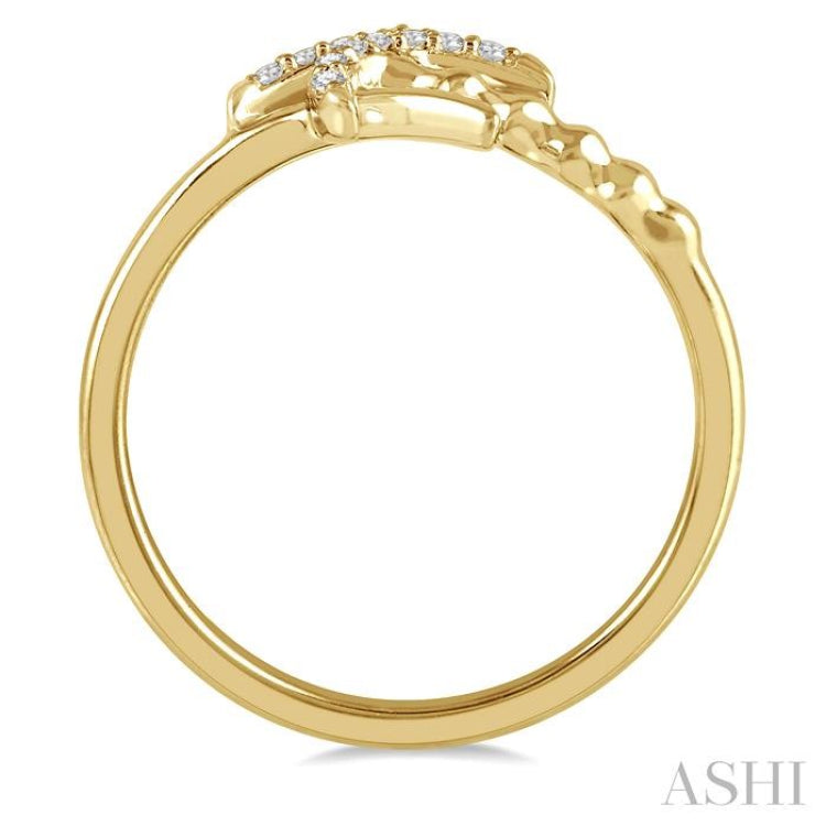 1/10 Ctw Palm Tree Round Cut Diamond Petite Fashion Ring in 10K Yellow Gold 1/10 Ctw Palm Tree Round Cut Diamond Petite Fashion Ring in 10K Yellow Gold